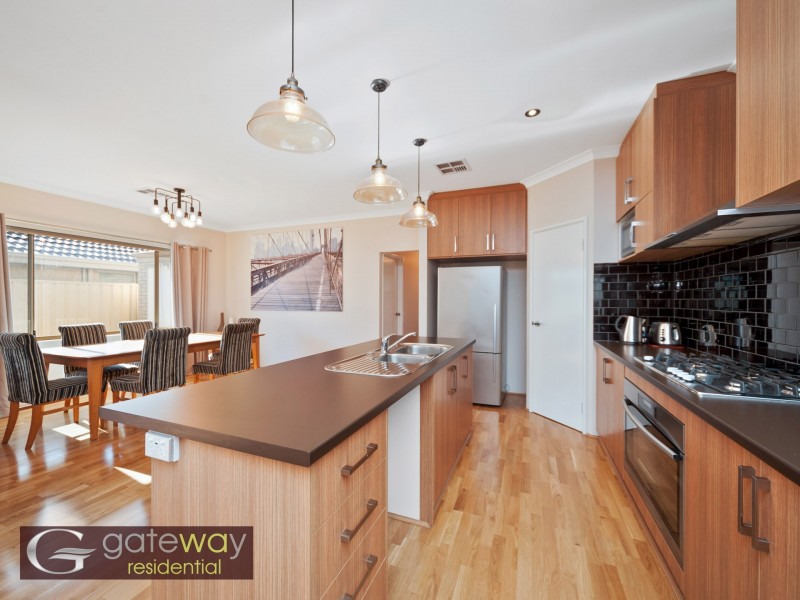 2 Firebrace Elbow, Canning Vale WA 6155