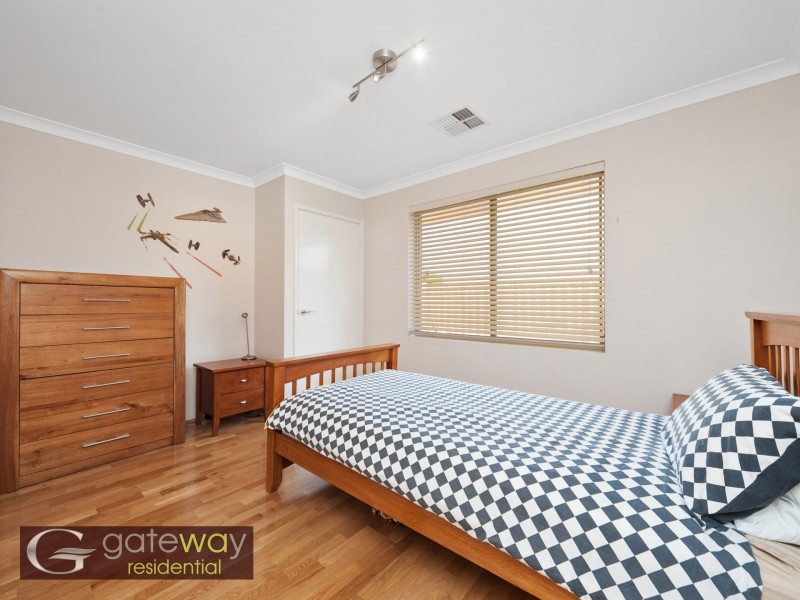 2 Firebrace Elbow, Canning Vale WA 6155