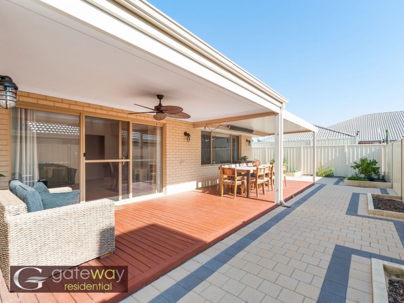 2 Firebrace Elbow, Canning Vale WA 6155