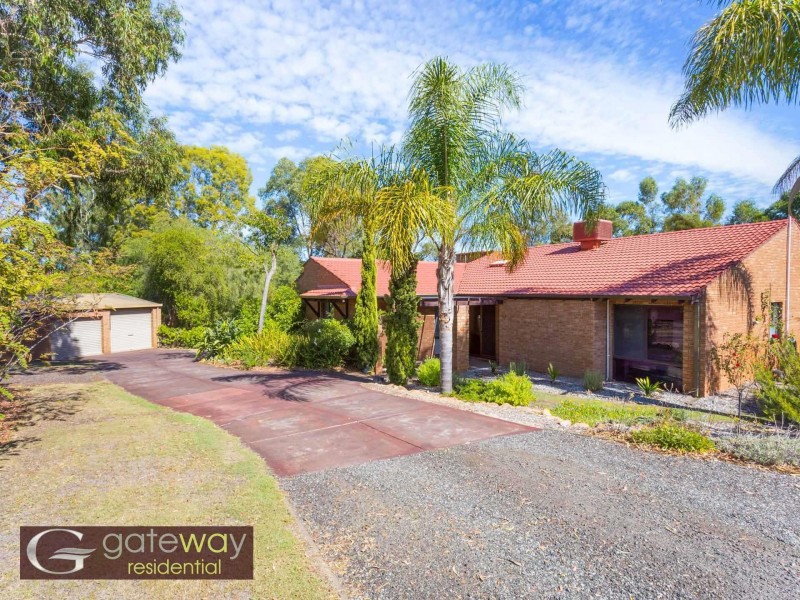 27 Lakes Way, Jandakot WA 6164