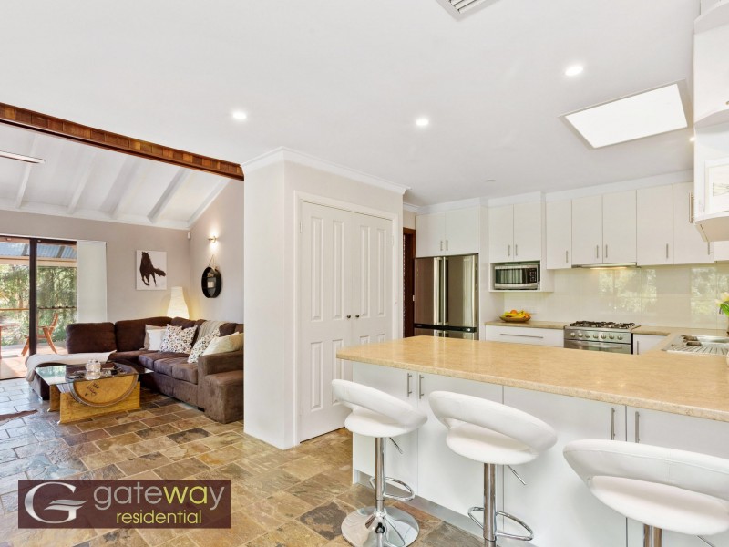 27 Lakes Way, Jandakot WA 6164