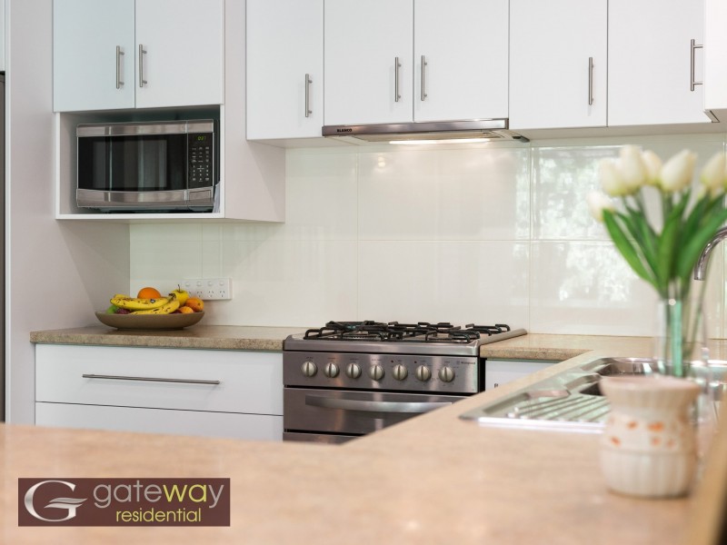 27 Lakes Way, Jandakot WA 6164