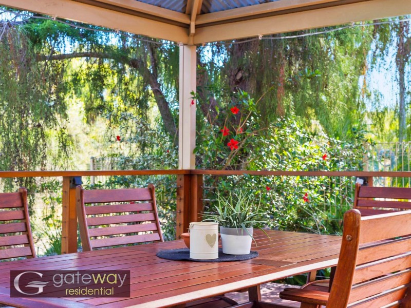 27 Lakes Way, Jandakot WA 6164