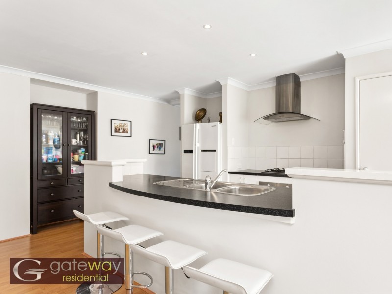 20 Kalbarri Crescent, Bertram WA 6167