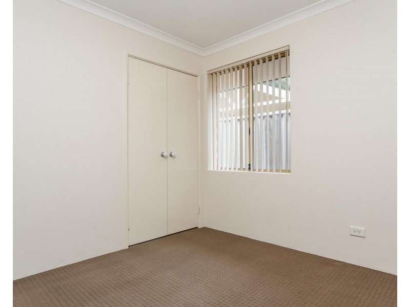 25 Firefalls Close, Huntingdale WA 6110