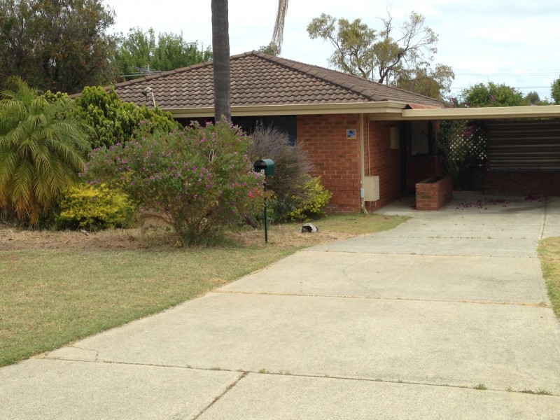 16 Blackthorne Crescent, South Lake WA 6164