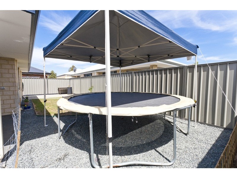 3 Viewed Green, Byford WA 6122