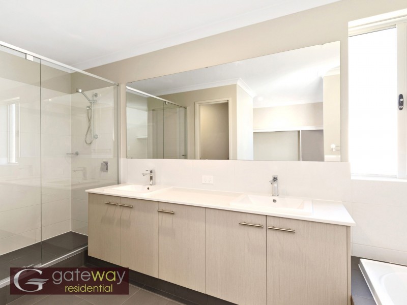 10 Reilly Court, Leeming WA 6149