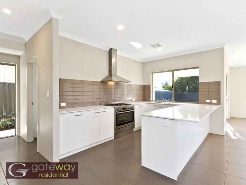 10 Reilly Court, Leeming WA 6149