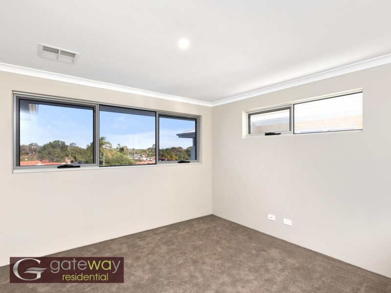 10 Reilly Court, Leeming WA 6149