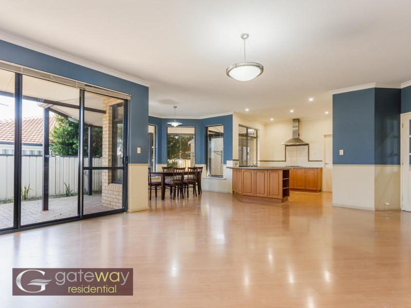 1 Snowy Rise, Hammond Park WA 6164