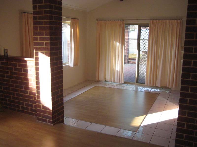 6 Jubilee Avenue, Success WA 6164