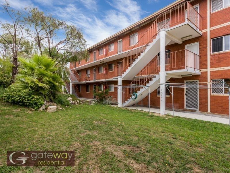 25/41 Davilak Avenue, Hamilton Hill WA 6163