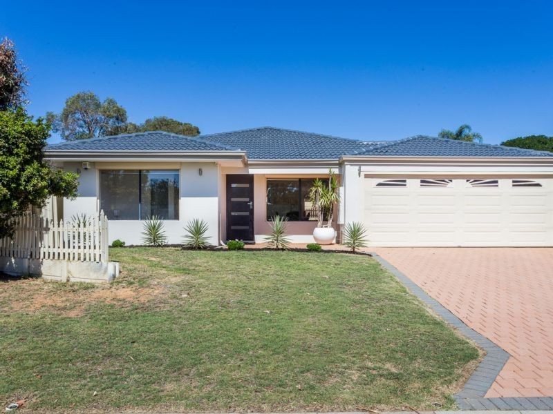16 Suntree Mews, Beeliar WA 6164