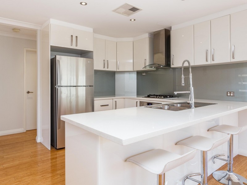 16 Suntree Mews, Beeliar WA 6164