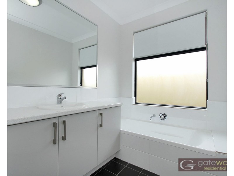 10 Blossom Chase, Aubin Grove WA 6164