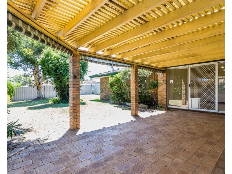 110 Bolderwood Drive, South Lake WA 6164
