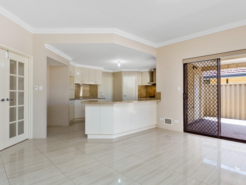 13 Mystic Elbow, Atwell WA 6164