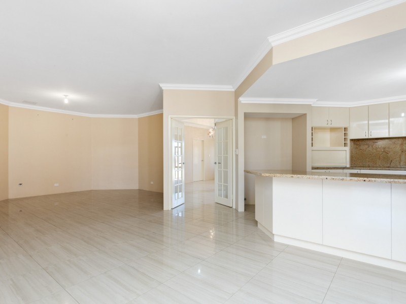 13 Mystic Elbow, Atwell WA 6164