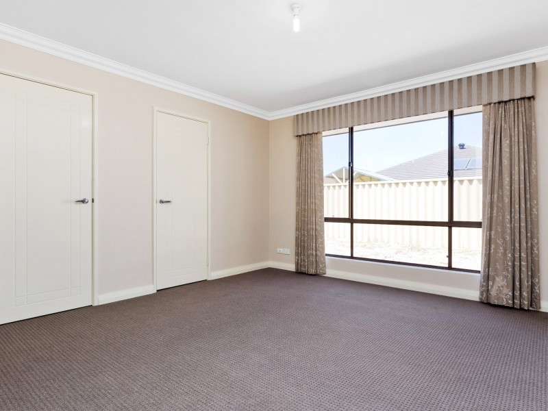 13 Mystic Elbow, Atwell WA 6164