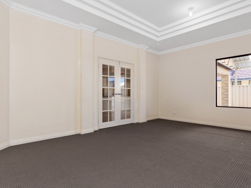 13 Mystic Elbow, Atwell WA 6164