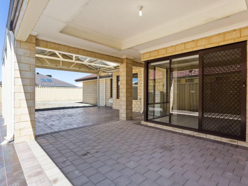 13 Mystic Elbow, Atwell WA 6164