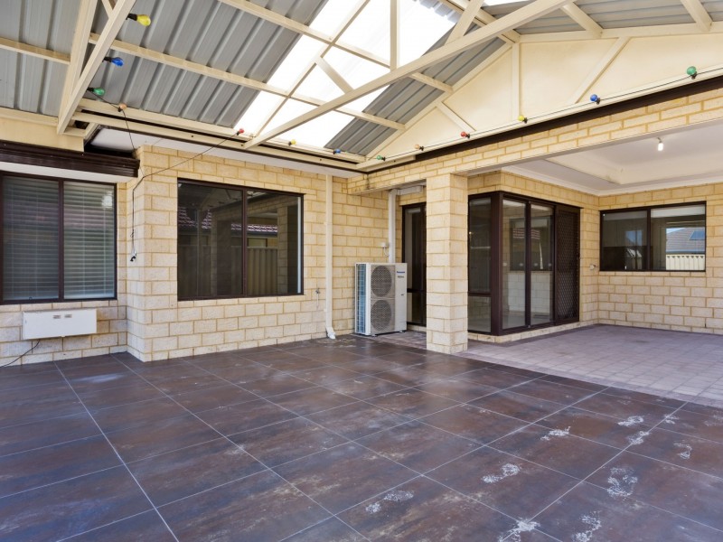 13 Mystic Elbow, Atwell WA 6164