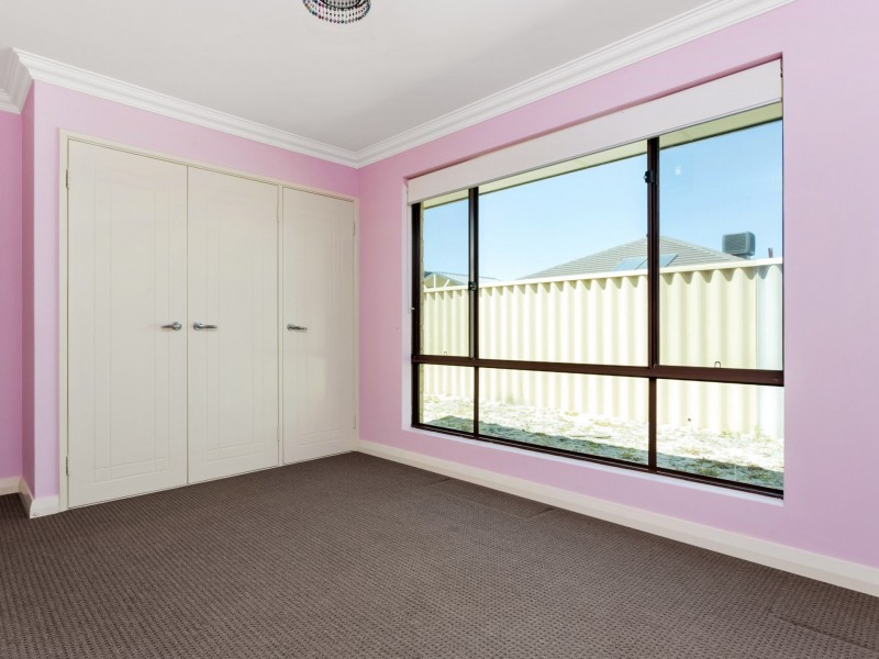 13 Mystic Elbow, Atwell WA 6164