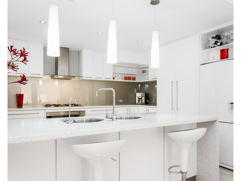 9 Oak Ridge Meander, Success WA 6164