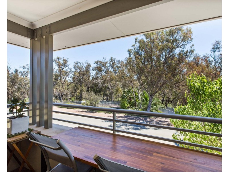 9 Oak Ridge Meander, Success WA 6164