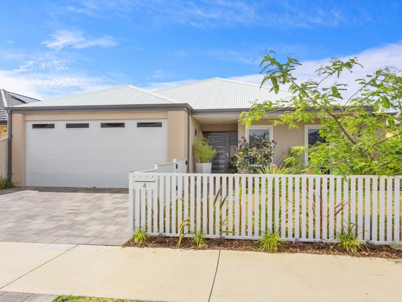 4 Ponderosa Road, Aubin Grove WA 6164