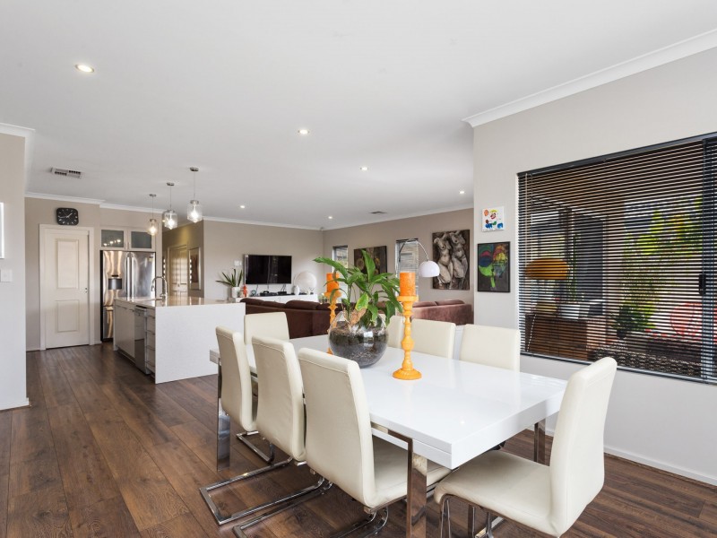 4 Ponderosa Road, Aubin Grove WA 6164