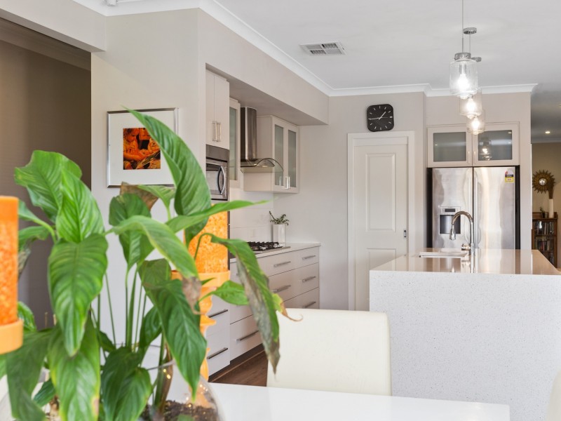 4 Ponderosa Road, Aubin Grove WA 6164