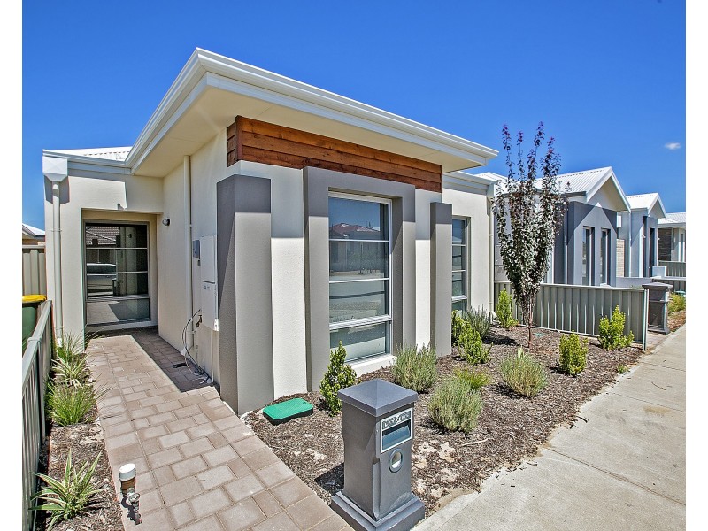 5 Geikie Glade, Wandi WA 6167