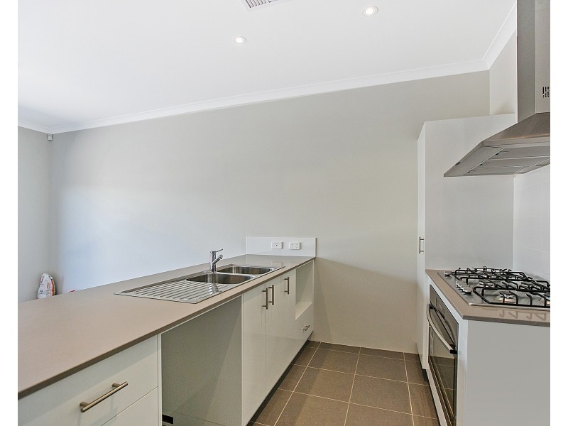 5 Geikie Glade, Wandi WA 6167