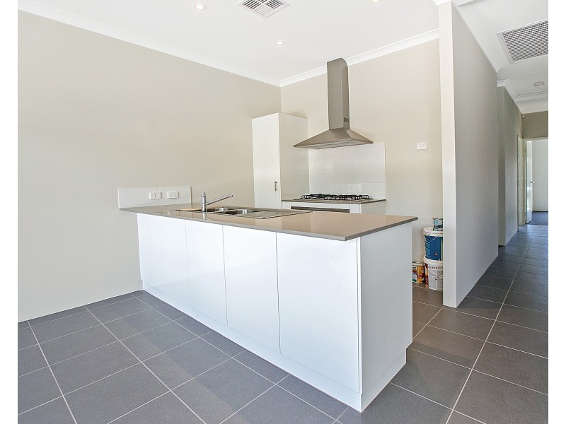 5 Geikie Glade, Wandi WA 6167