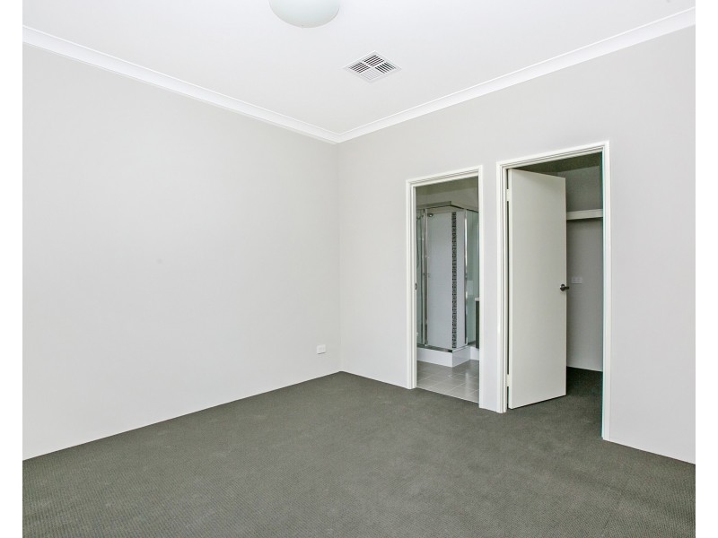 5 Geikie Glade, Wandi WA 6167