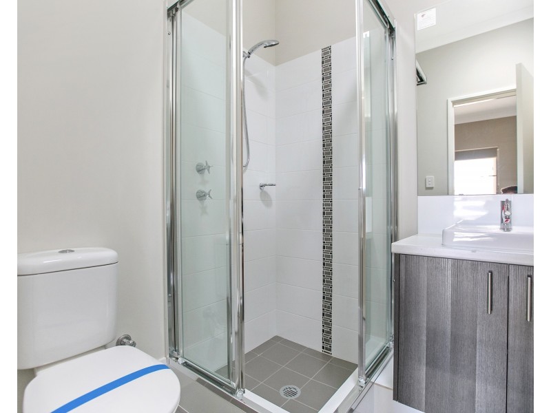 5 Geikie Glade, Wandi WA 6167