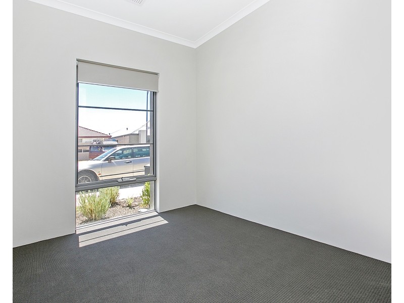 5 Geikie Glade, Wandi WA 6167