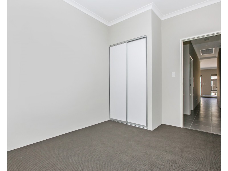 5 Geikie Glade, Wandi WA 6167