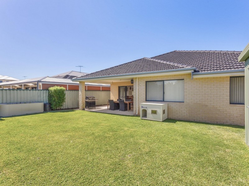 13 New England Vista, Aubin Grove WA 6164