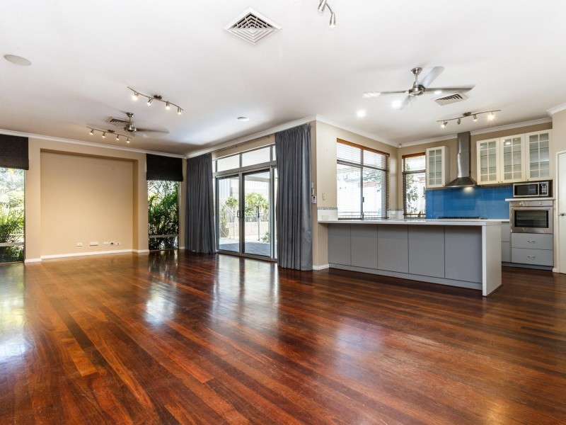 19 Twilight Mews, Aubin Grove WA 6164