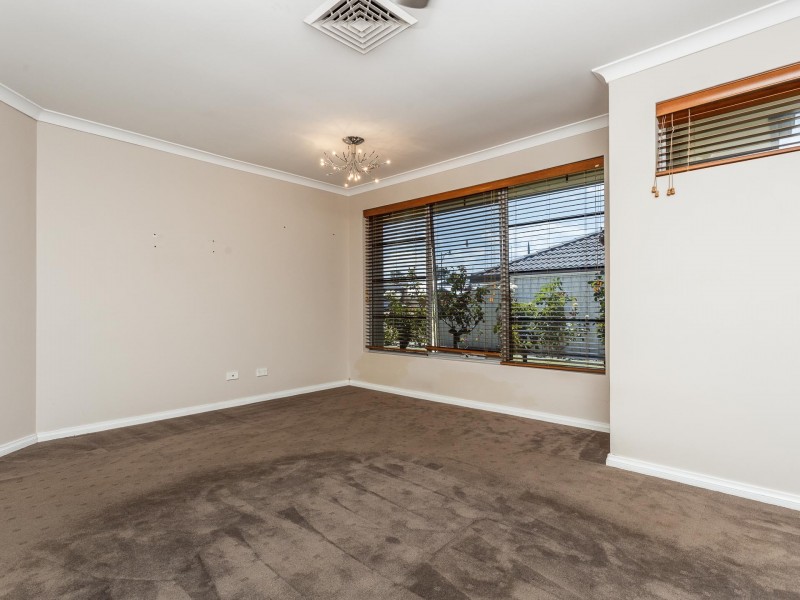 19 Twilight Mews, Aubin Grove WA 6164