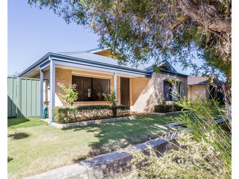 109 BEENYUP RD, Atwell WA 6164