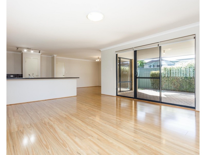 109 BEENYUP RD, Atwell WA 6164