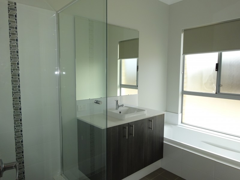 3B Geikie Glade, Wandi WA 6167