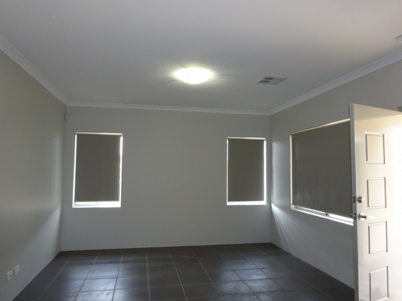 3B Geikie Glade, Wandi WA 6167