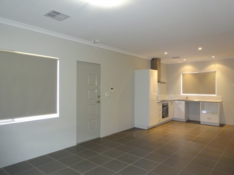 3B Geikie Glade, Wandi WA 6167