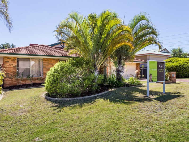 27 Marraboor Place, Success WA 6164