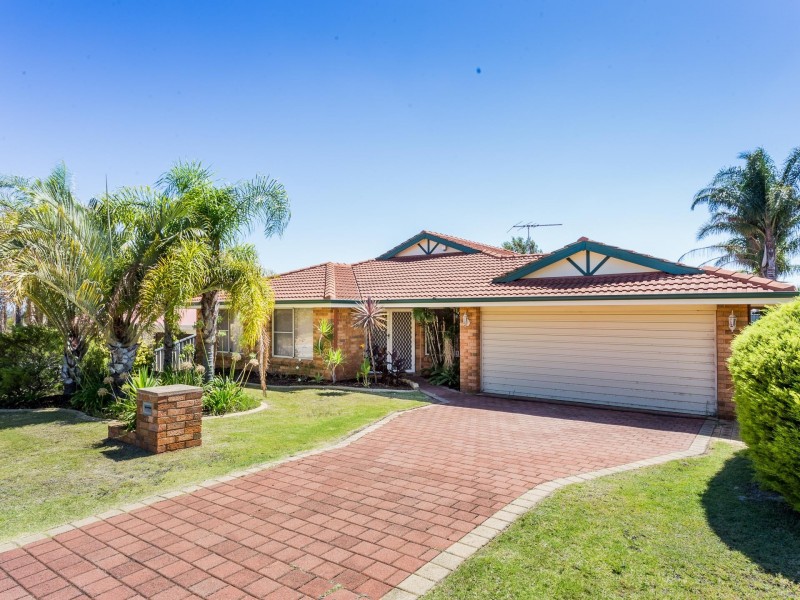 27 Marraboor Place, Success WA 6164